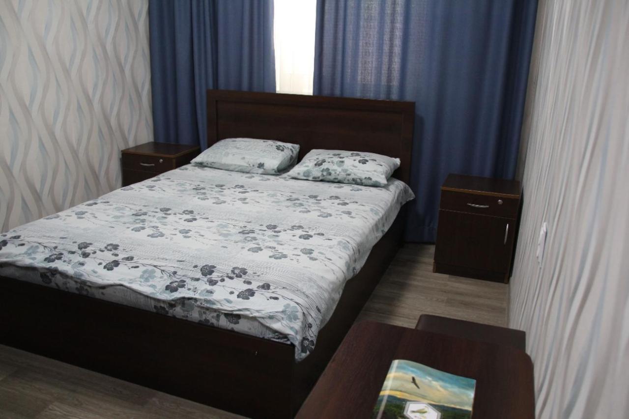 Sunkar Hotel Almaty Esterno foto